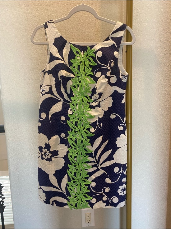 Lilly Pulitzer Dresses & Skirts - Lilly Pulitzer Navy and Lime Green Floral Mini Dress